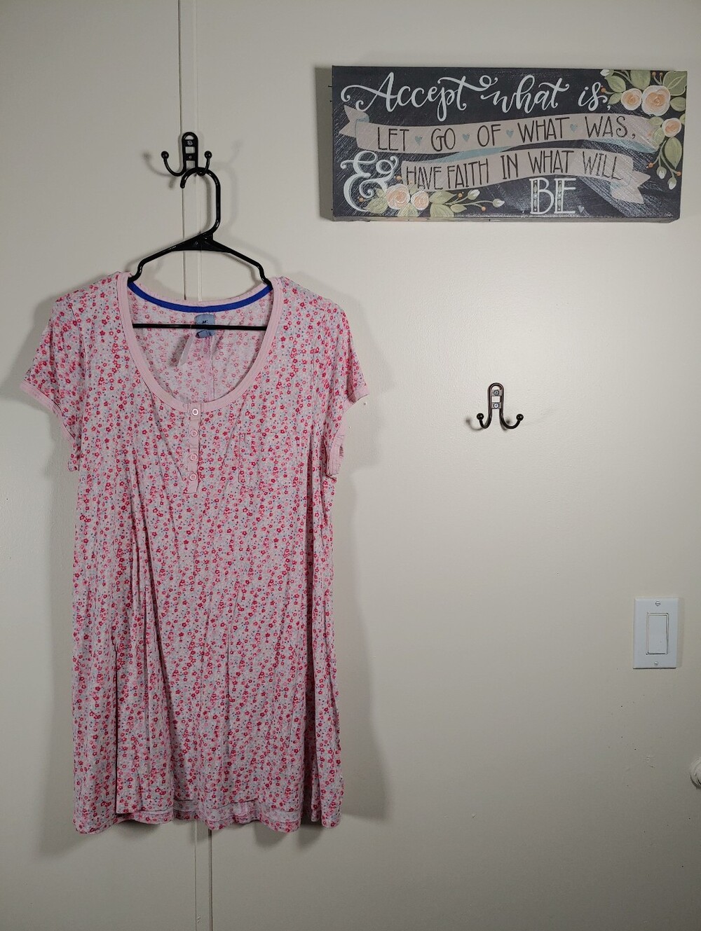 Jane And Bleecker Large Short Sleeve Feminine Pink Floral nightshirt